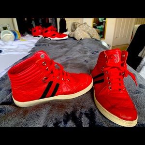 AUTHENTIC BOYS YOUTH GUCCI HIGH TOP LEATHER